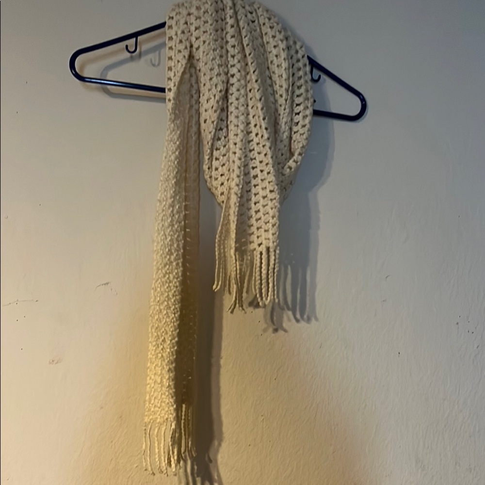 Elegant Cream Knit Scarf